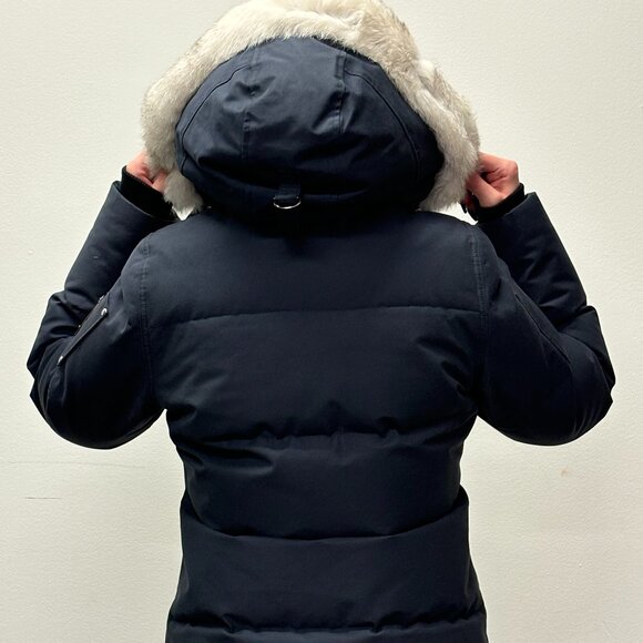 Moose Knuckles Original Shearling Trim 3Q Jacket - SIZE M - Navy w/ White Trim - Picture 2 of 6